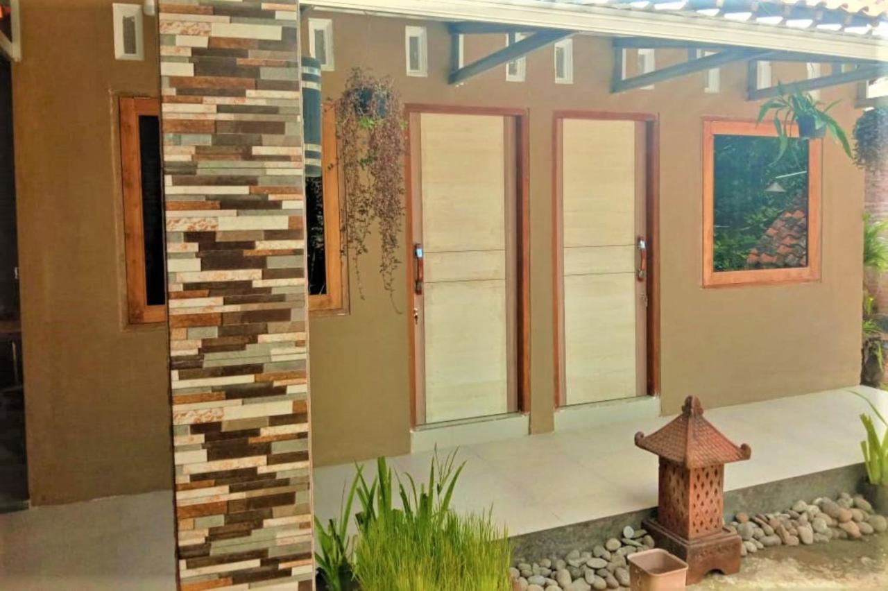 Penginapan Rudi Syariah Bantul Eksteriør billede